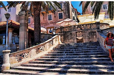 <a href="https://www.flickr.com/photos/croacia_/" target="_blank">Korčula, &copy; by Mario Fajt, on Flickr</a>